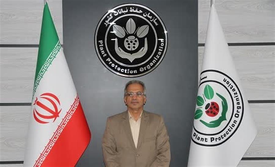 مبارزه بیولوژیك با ملخ با استفاده از ماكیان